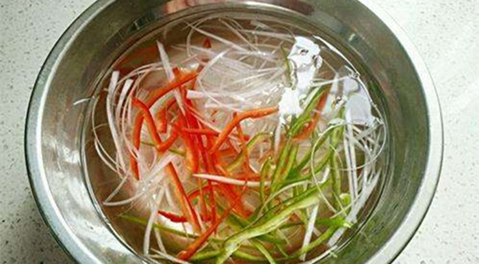 清蒸鱸魚正宗做法